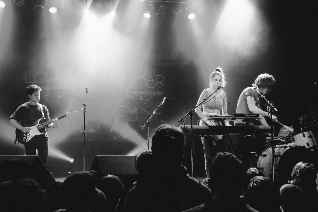 Imaginea de copertă un listării